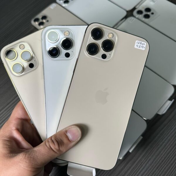 Refurbished Mixed iPhones - Image 2